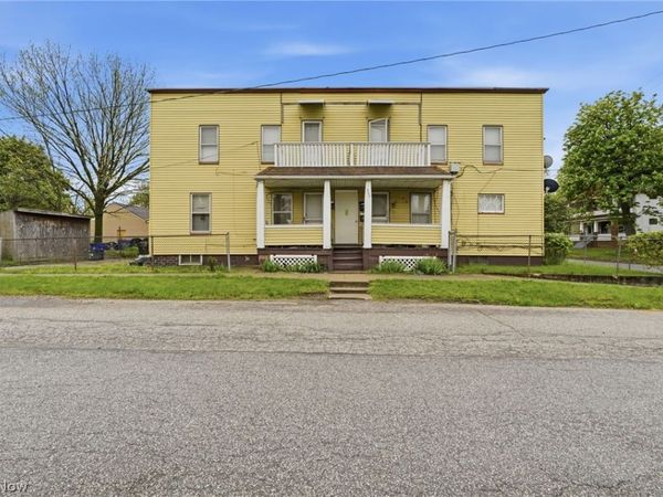 689 Midland Avenue, Cleveland, OH 44110