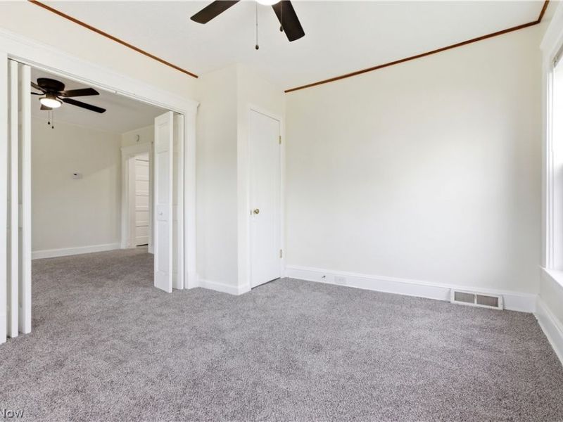 689 Midland Avenue, Cleveland, OH 44110 Photo 10