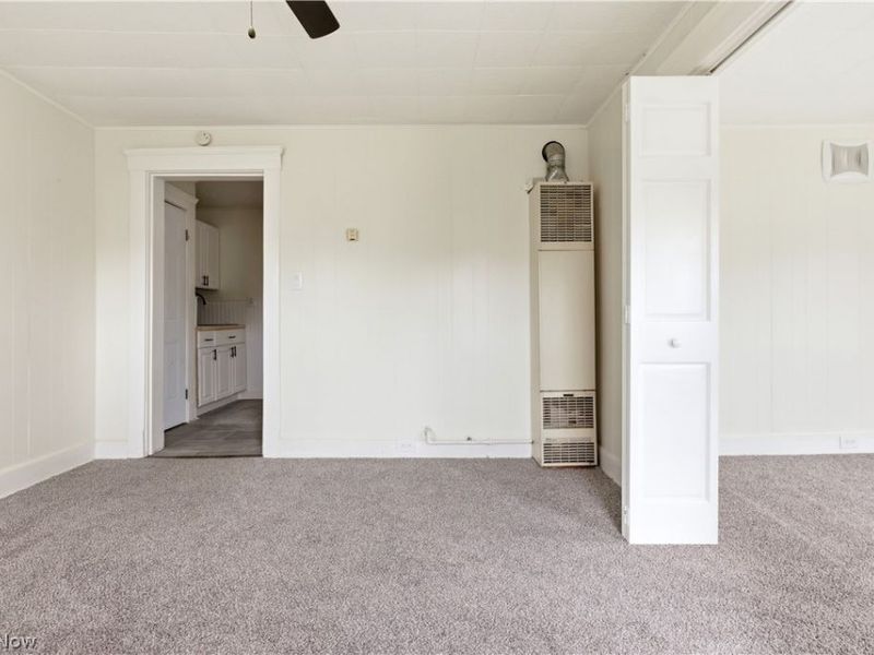 689 Midland Avenue, Cleveland, OH 44110 Photo 28