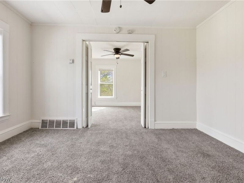 689 Midland Avenue, Cleveland, OH 44110 Photo 35