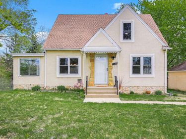 7425 York Terrace, Edina, MN 55435