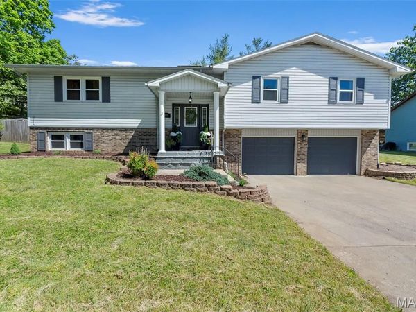 3918 Carolewood Drive, Cape Girardeau, MO 63701