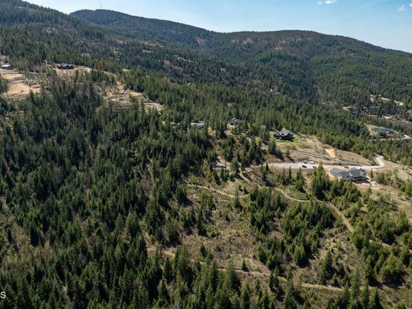 11817 W Garrett Ct , Post Falls, ID 83854