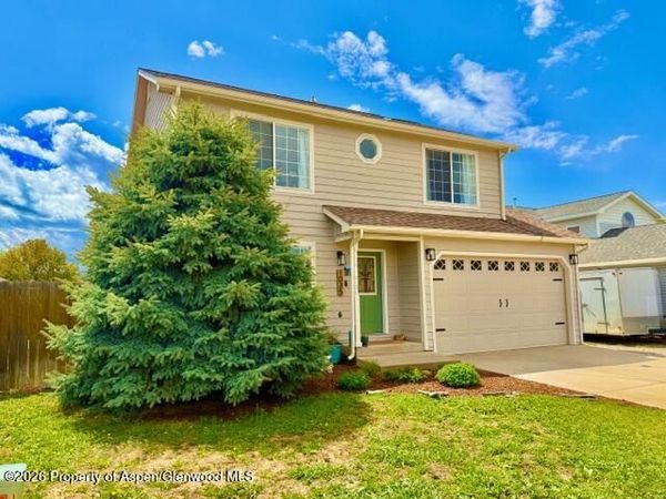 1035 E 18th Street, Rifle, CO 81650