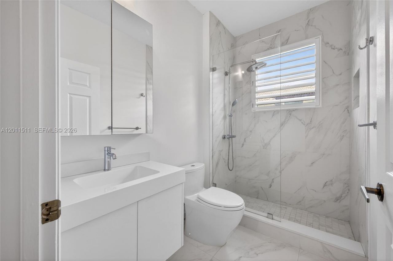 812 Regal Cove Rd , Weston, FL 33327 Photo