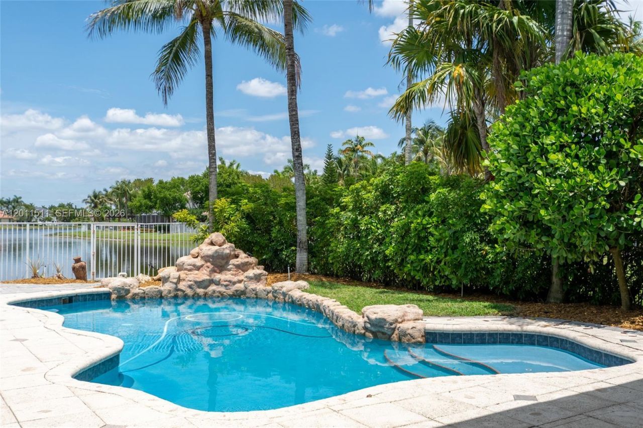 812 Regal Cove Rd , Weston, FL 33327 Photo