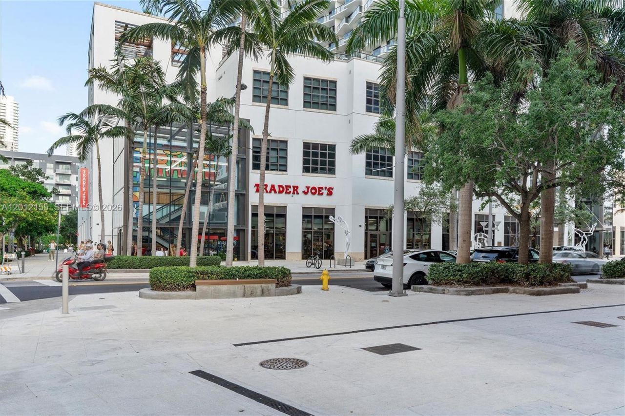 90 NE 32 St, Unit 413, Miami, FL 33127 Photo