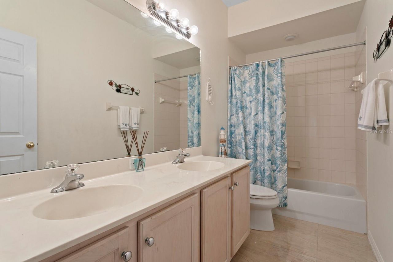 17888 Arbor Greene Drive, Tampa, FL 33647 Photo