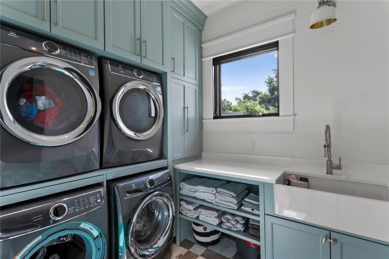 319 W Frances Avenue, Tampa, FL 33602 Photo