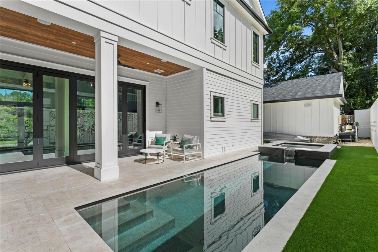 319 W Frances Avenue, Tampa, FL 33602 Photo