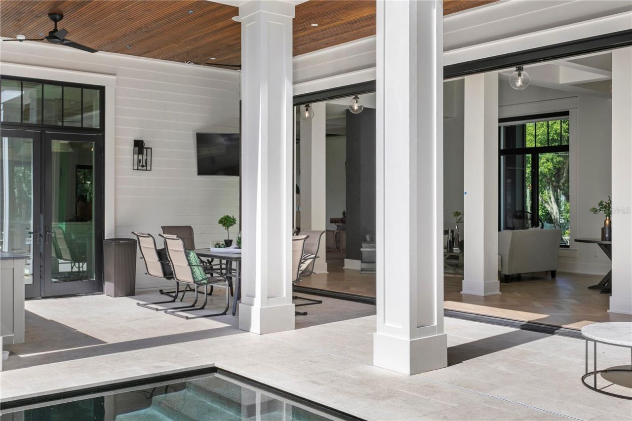 319 W Frances Avenue, Tampa, FL 33602 Photo