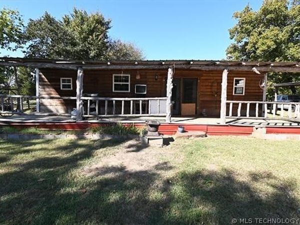 448672 1011 Road , Gore, OK 74435