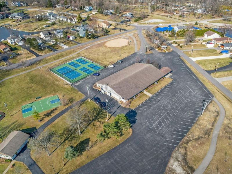 2133 Chickasaw, London, OH 43140 Photo 108