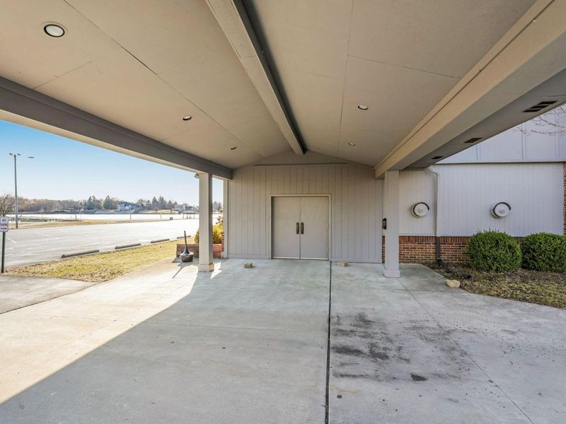 2133 Chickasaw, London, OH 43140 Photo 90