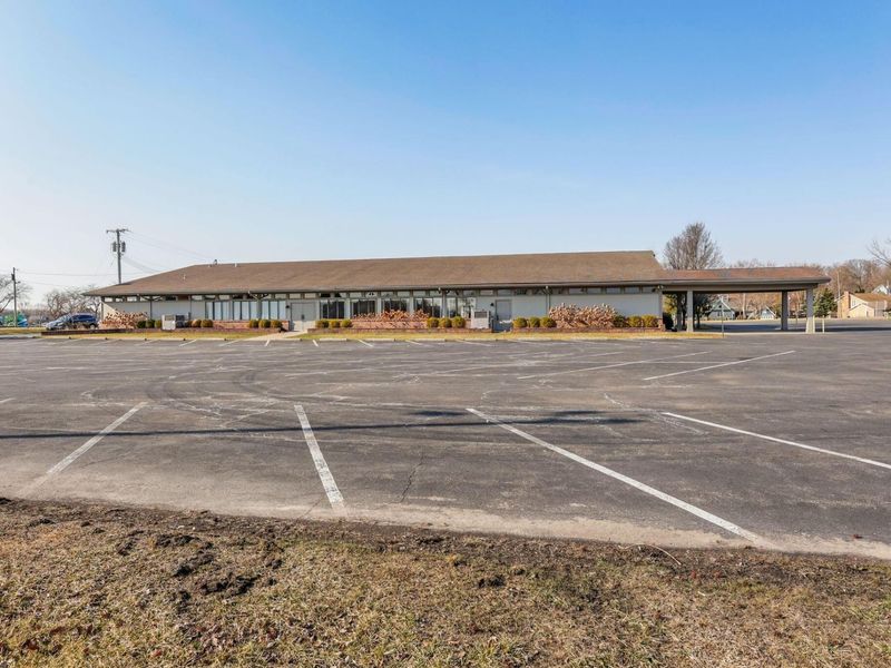 2133 Chickasaw, London, OH 43140 Photo 91