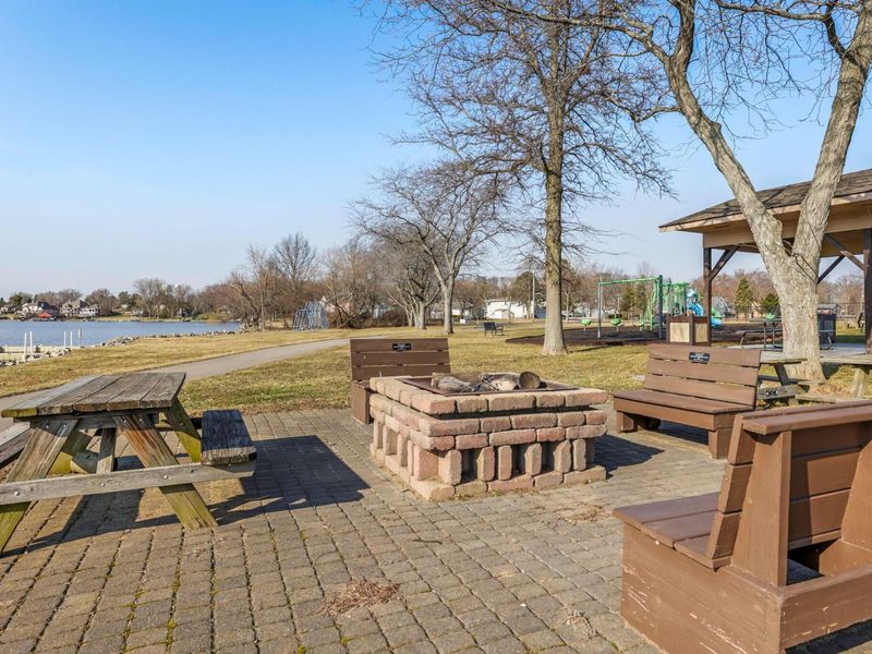 2133 Chickasaw, London, OH 43140 Photo 97