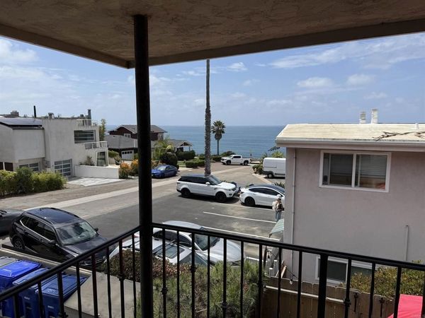 156 4Th Street, Unit D, Del Mar, CA 92014