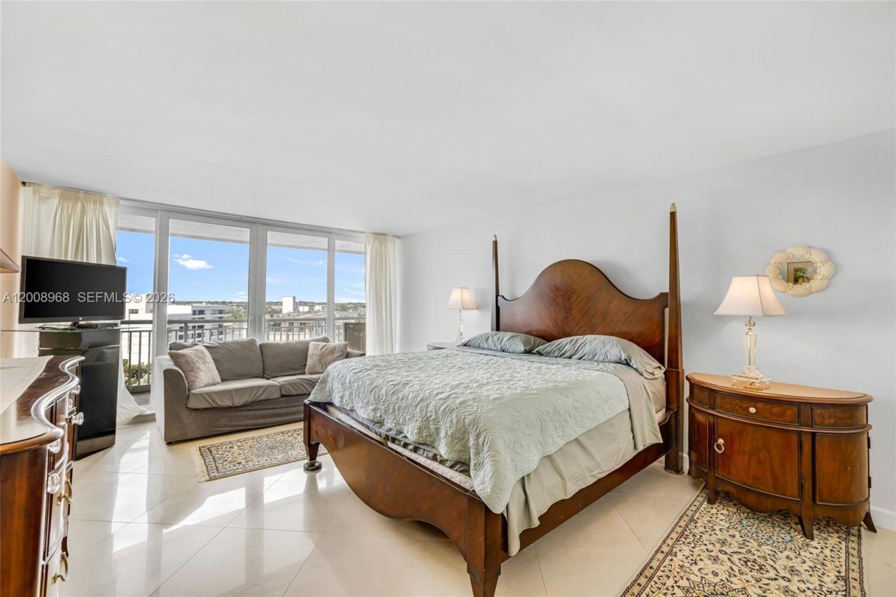 3546 S Ocean Blvd , Unit 918, South Palm Beach, FL 33480 Photo