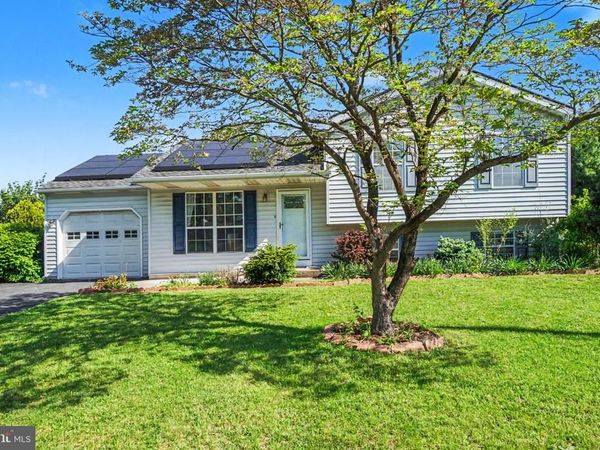 6210 ANN STREET, HARRISBURG, PA 17111