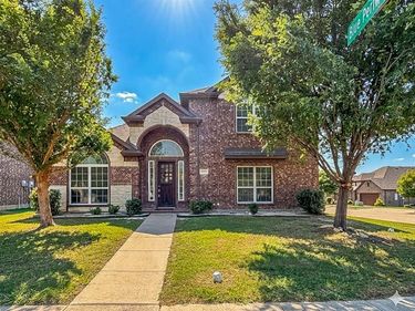 8300 Meadow Sweet Lane, Fort Worth, TX 76123