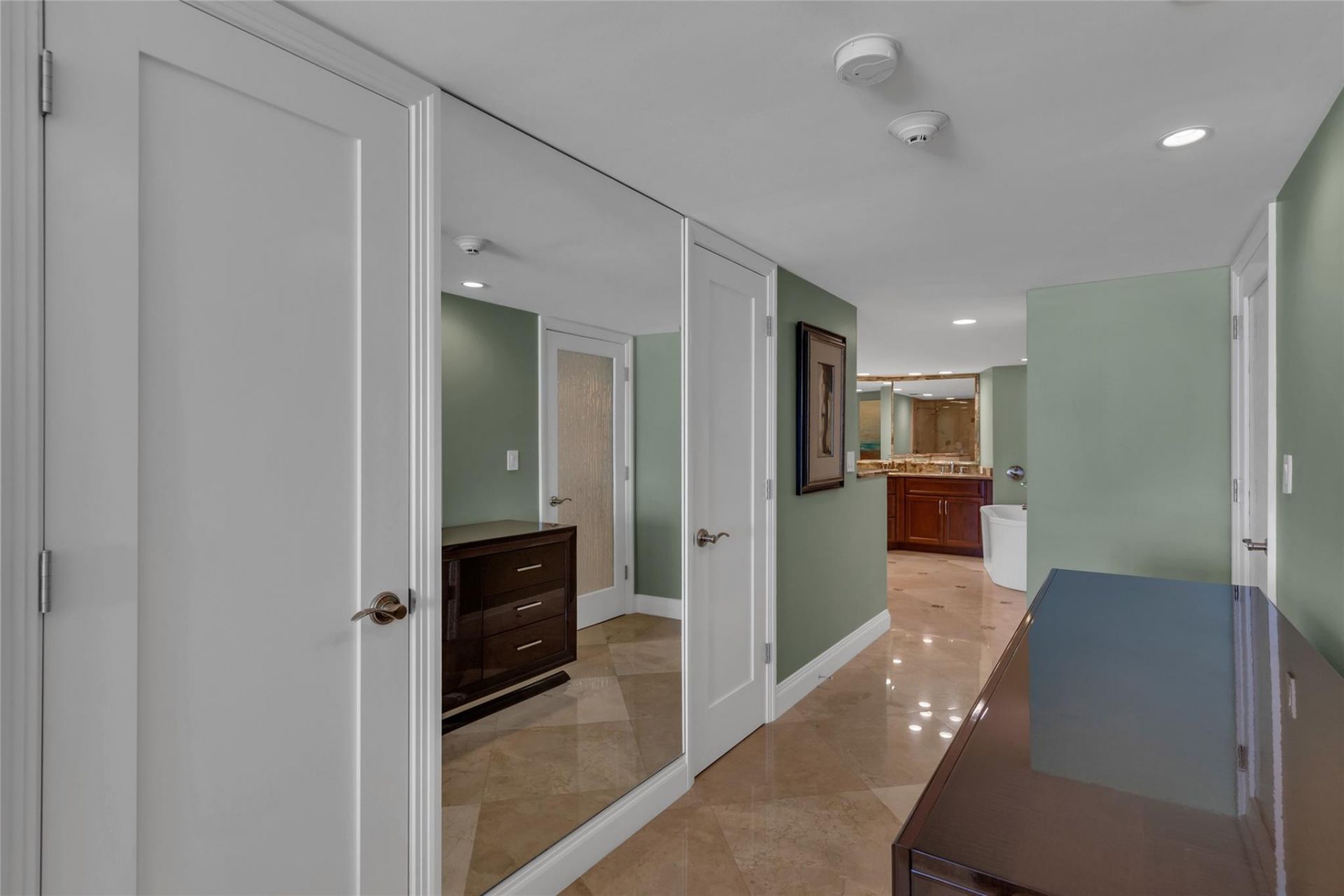2200 S Ocean Lane, Unit 2805, Fort Lauderdale, FL 33316 Photo