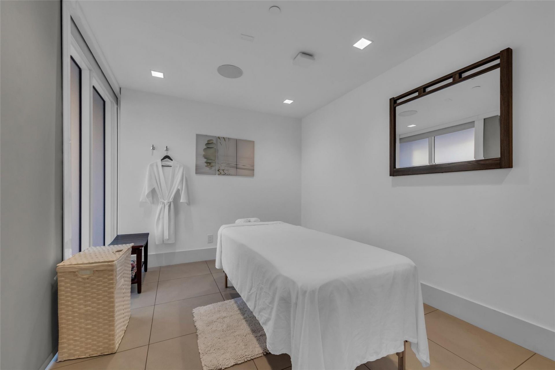 2200 S Ocean Lane, Unit 2805, Fort Lauderdale, FL 33316 Photo