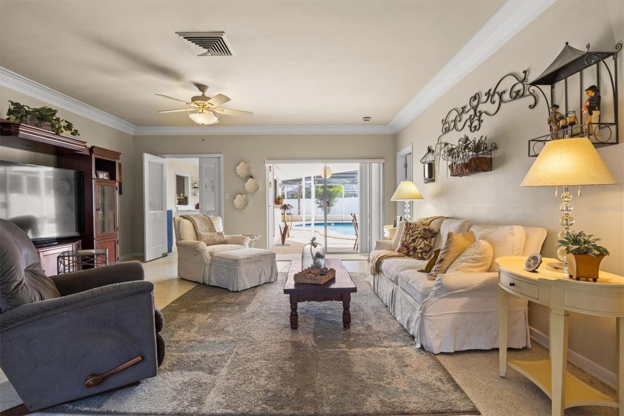 1117 N Lakeshore Boulevard, Lake Wales, FL 33853 Photo