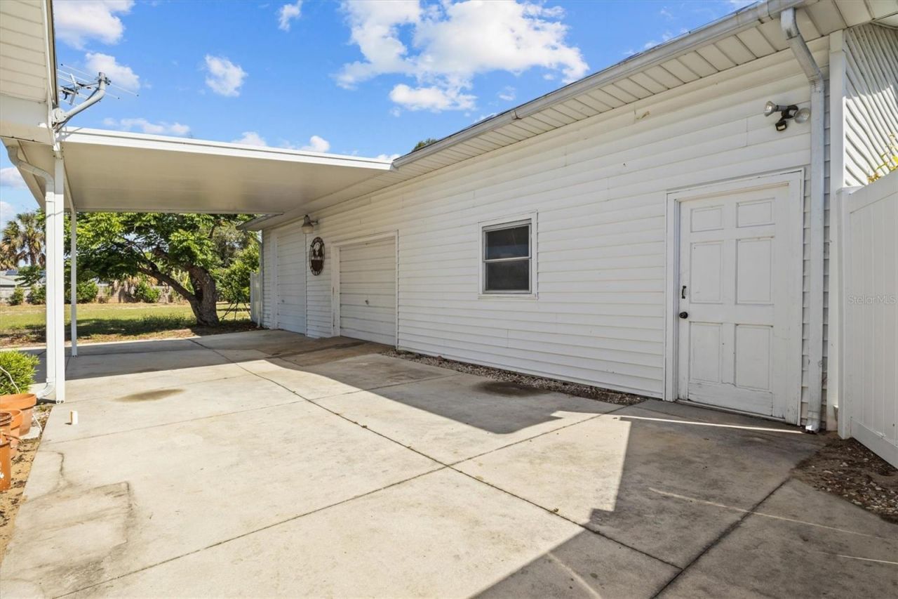 1117 N Lakeshore Boulevard, Lake Wales, FL 33853 Photo