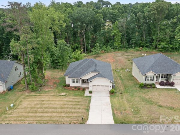 140 Wylie Trail, Statesville, NC 28677