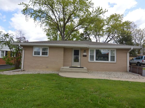 426 Brown Street , Wauconda, IL 60084