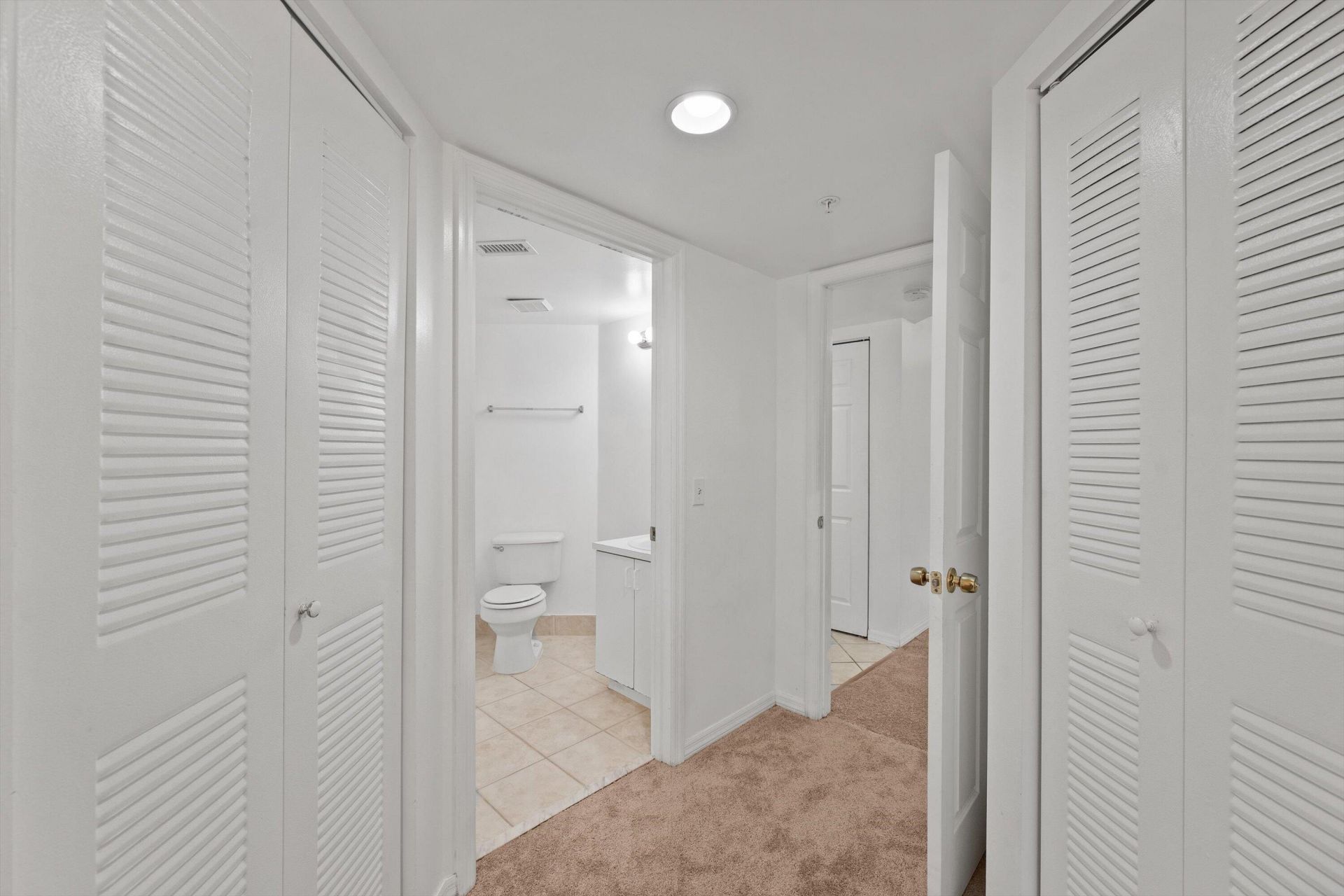 4159 N Haverhill Road, Unit 1307, West Palm Beach, FL 33417 Photo