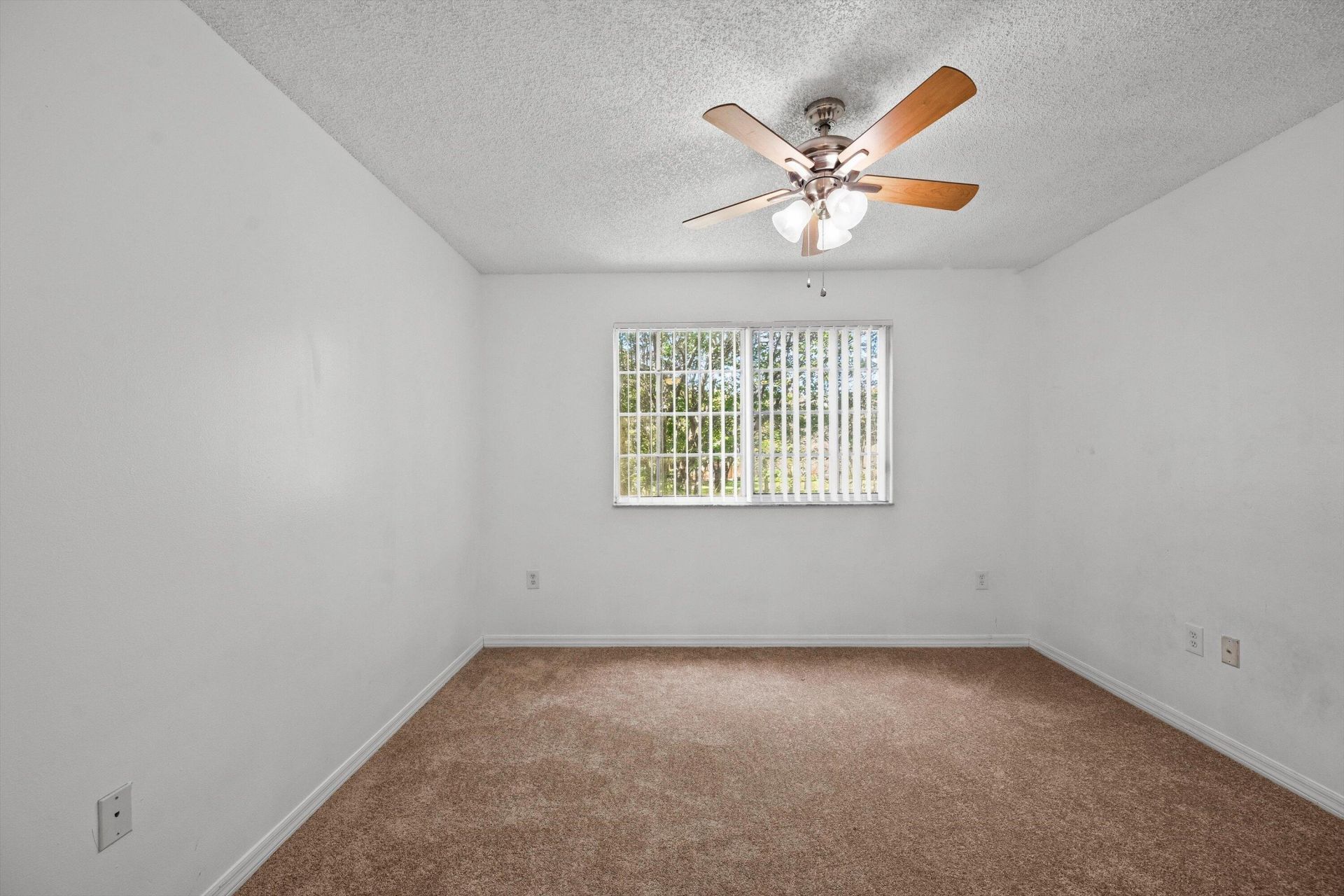4159 N Haverhill Road, Unit 1307, West Palm Beach, FL 33417 Photo