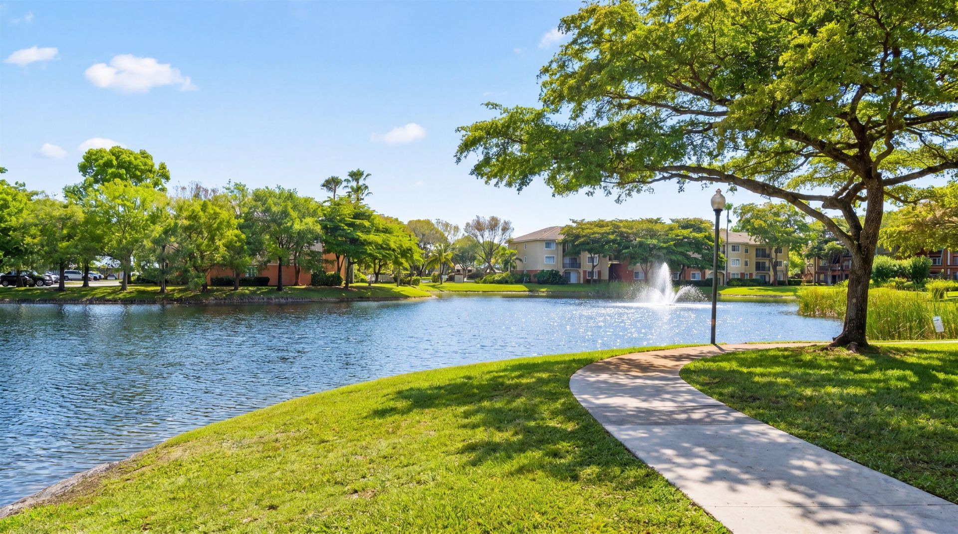 4159 N Haverhill Road, Unit 1307, West Palm Beach, FL 33417 Photo