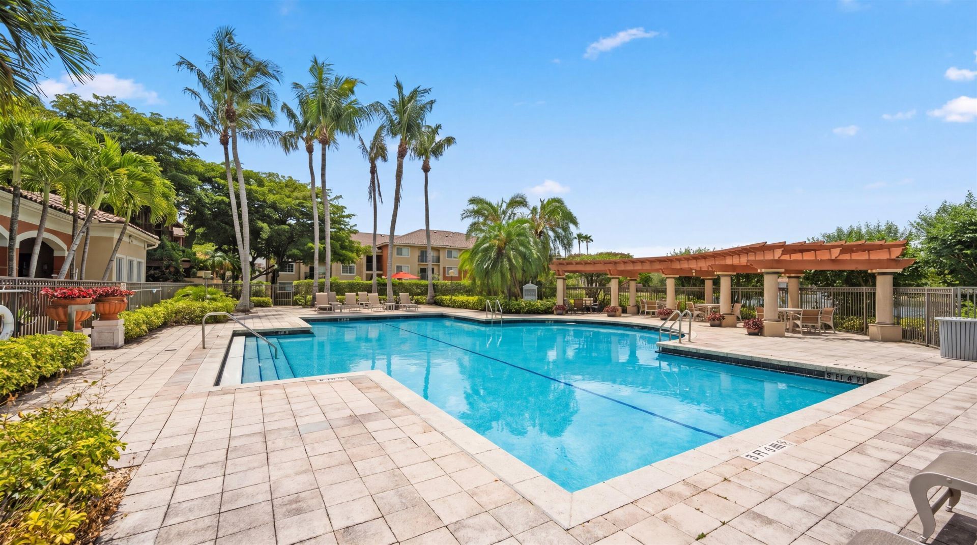 4159 N Haverhill Road, Unit 1307, West Palm Beach, FL 33417 Photo