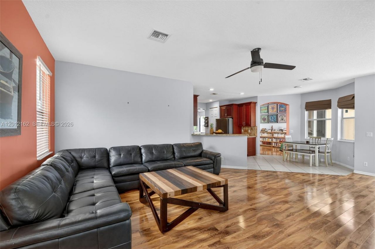 7055 Via Leonardo , Lake Worth, FL 33467 Photo