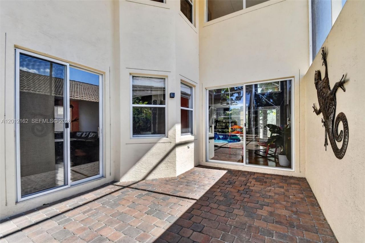 7055 Via Leonardo , Lake Worth, FL 33467 Photo