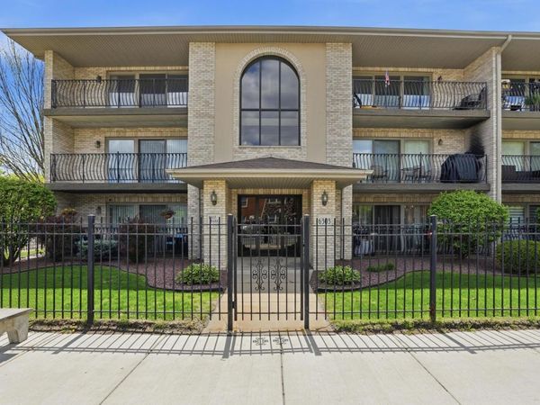 6303 W 63rd Street , Unit 3D, Chicago, IL 60638