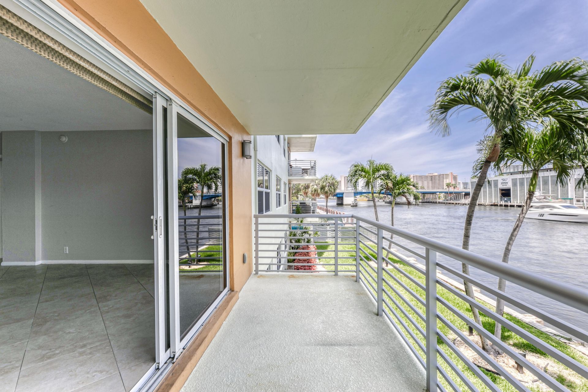 2900 NE 30th Street Ne, Unit L2, Fort Lauderdale, FL 33306 Photo