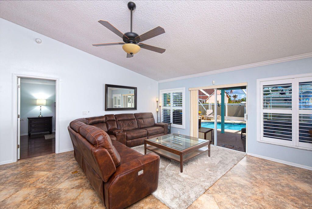 613 SE Dean Terrace, Port Saint Lucie, FL 34984 Photo