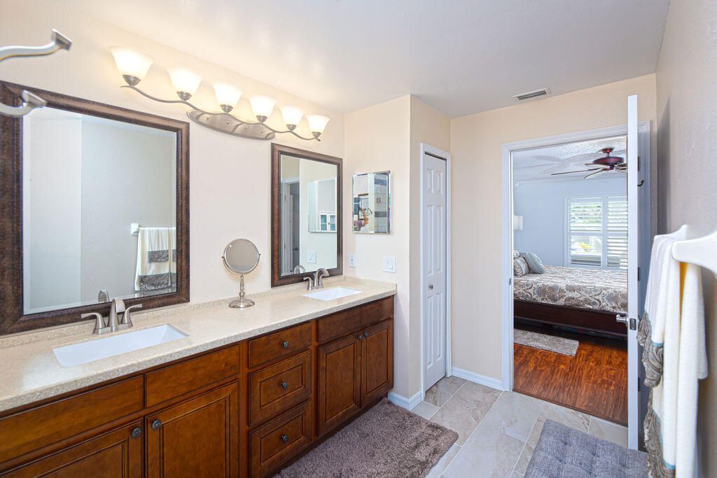 613 SE Dean Terrace, Port Saint Lucie, FL 34984 Photo