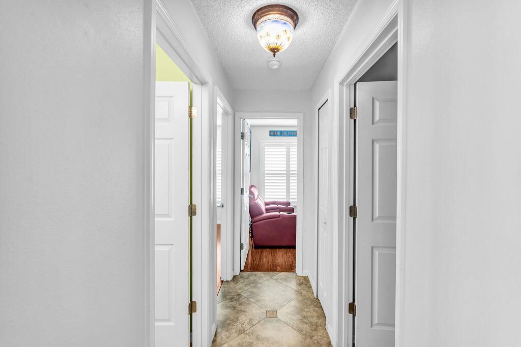 613 SE Dean Terrace, Port Saint Lucie, FL 34984 Photo