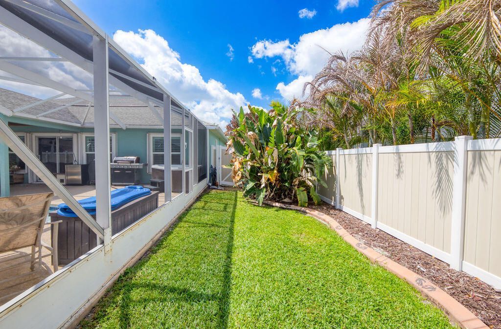 613 SE Dean Terrace, Port Saint Lucie, FL 34984 Photo