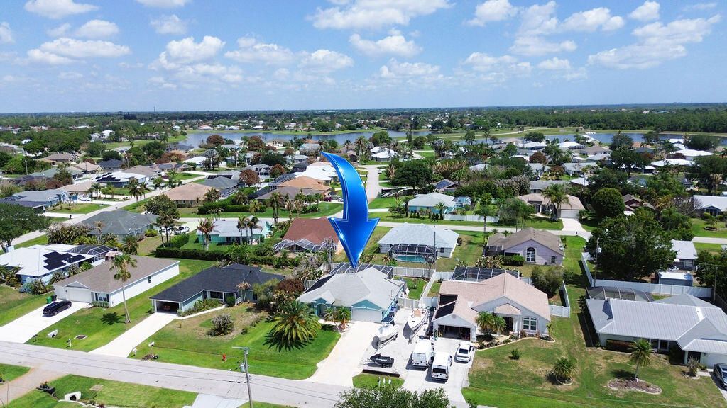 613 SE Dean Terrace, Port Saint Lucie, FL 34984 Photo