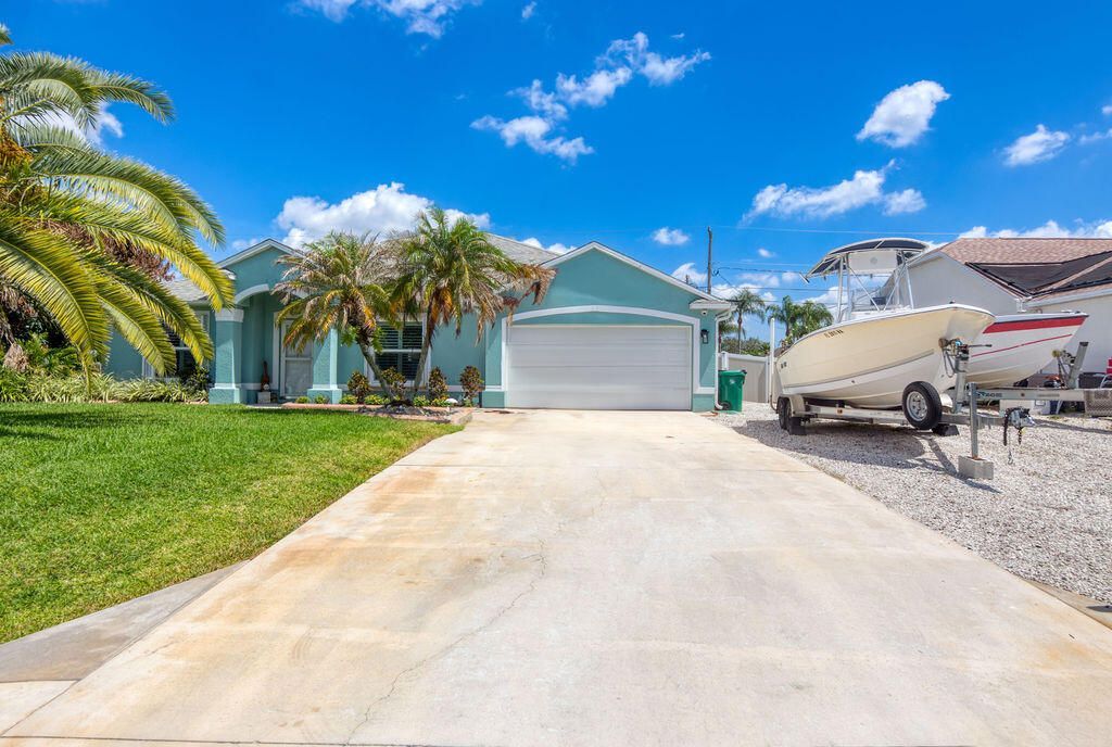 613 SE Dean Terrace, Port Saint Lucie, FL 34984 Photo