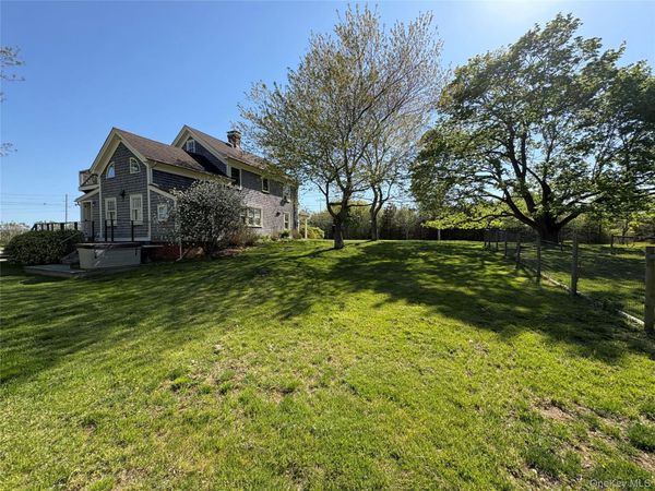 184 Twomey Avenue, Calverton, NY 11933