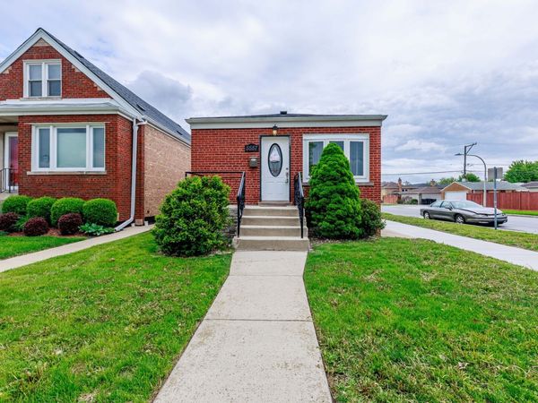 5557 S Kildare Avenue , Chicago, IL 60629