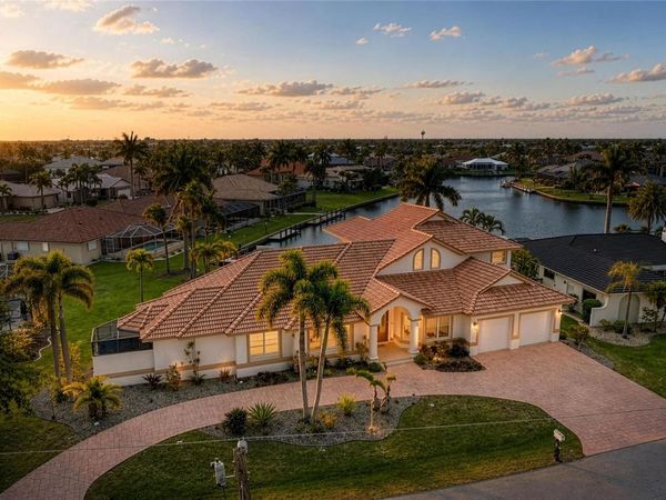 524 LA CARUNA COURT , PUNTA GORDA, FL 33950