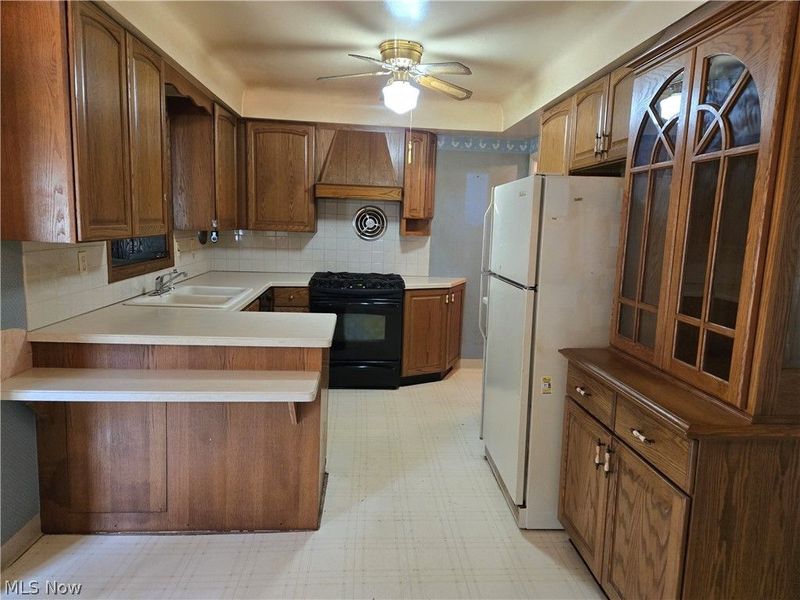 9187 Wallings Road, North Royalton, OH 44133 Photo 16