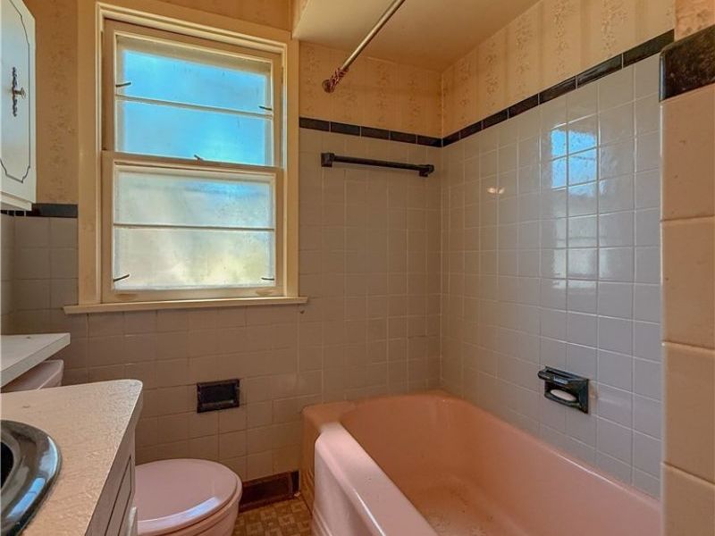 9187 Wallings Road, North Royalton, OH 44133 Photo 24