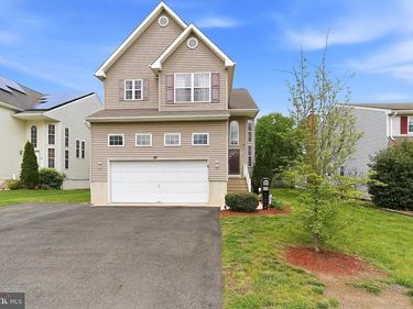 181 GLENWOOD AVENUE, BURLINGTON, NJ 08016